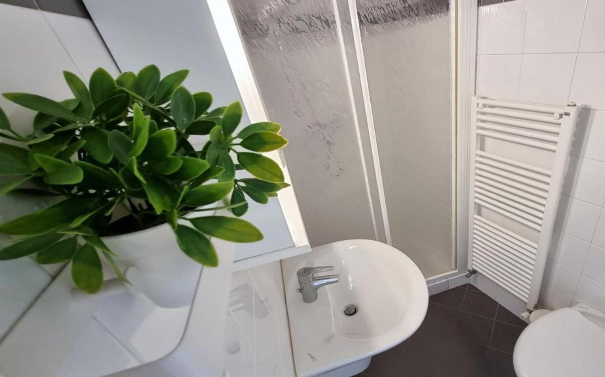 Appartamento Peschiera Peschiera del Garda Exterior foto