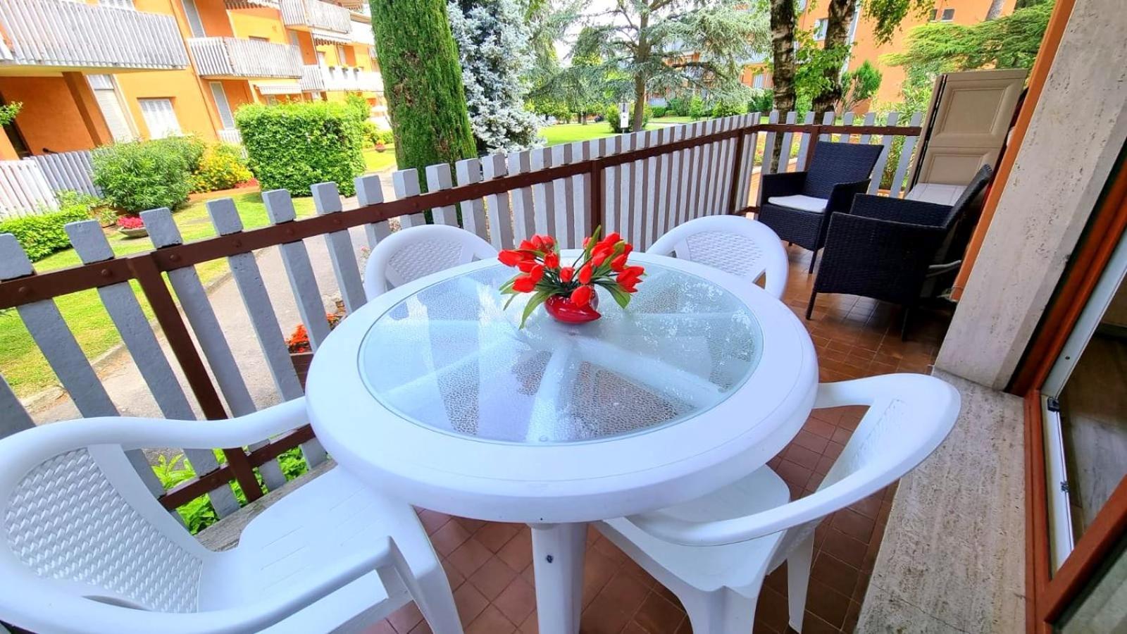Appartamento Peschiera Peschiera del Garda Exterior foto